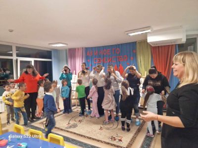 "Родословно дърво"- творческо ателие в ПГ"Б" 13