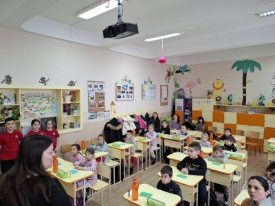 "В памет на Апостола" 8