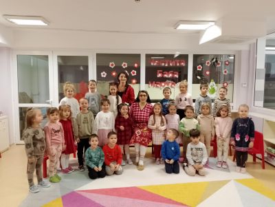 "Баба Марта днес пристигна"  10