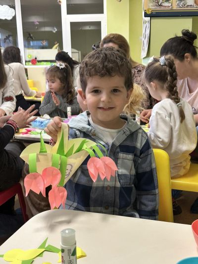 "Подарък за мама" 4