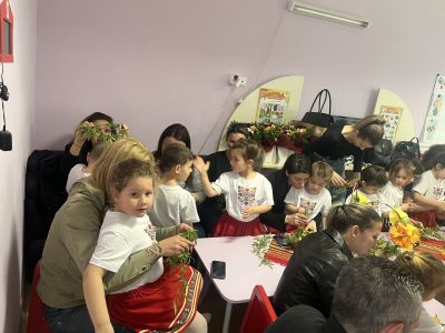 "Цветница" във втора "Б" група  4