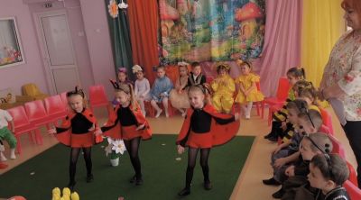 "Пролетен карнавал" в първа "А" група  4