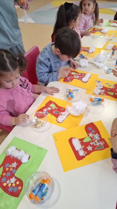 " Седмицата на коледните вълшебства" в първа "А" група  6