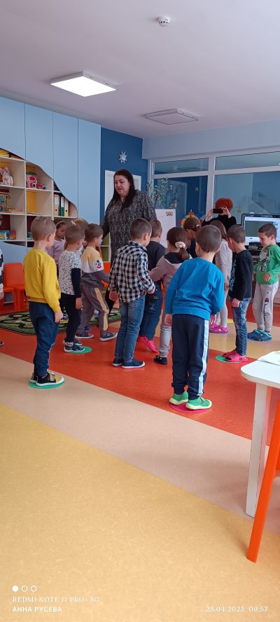 " Водим бъдещето за ръка" 7
