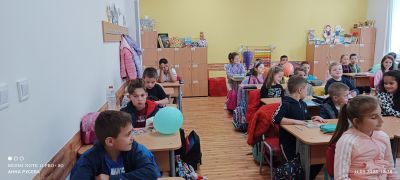Нашите бъдещи ученици на гости в ОУ " Св. Иван Рилски" 12